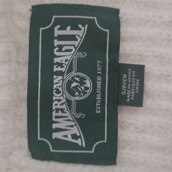 American Eagle small sweater burnt orange cream & mustard color - Picture 5 of 6